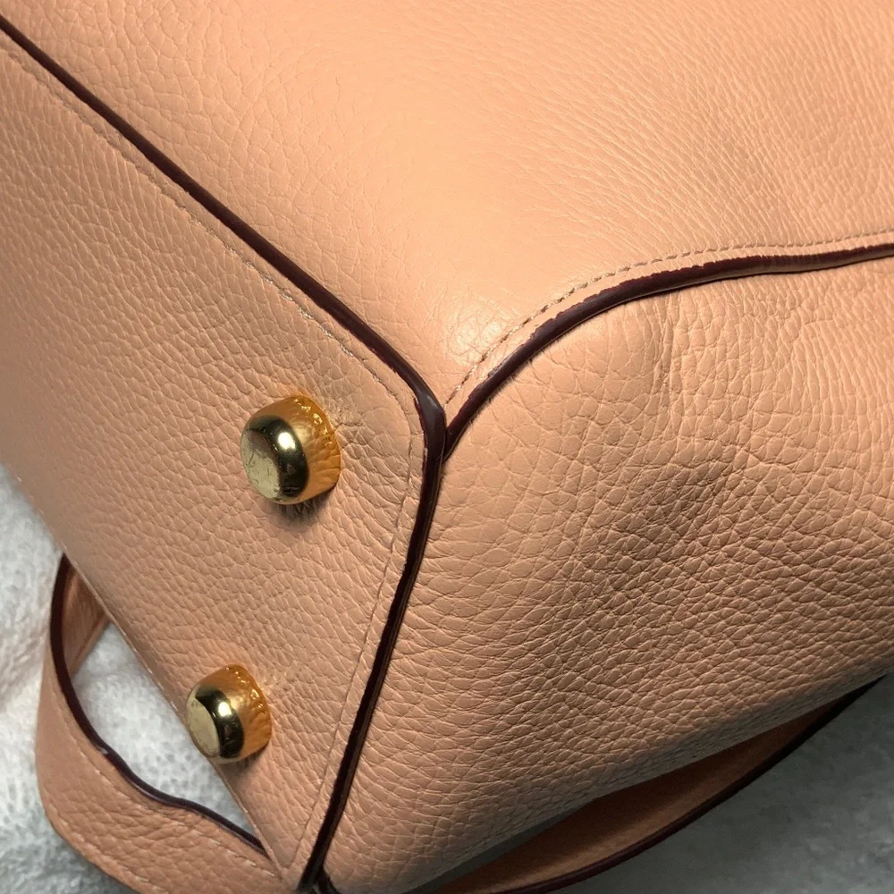Coach Peach Cammie Chain Tote - C8147 - Picture 12 of 16
